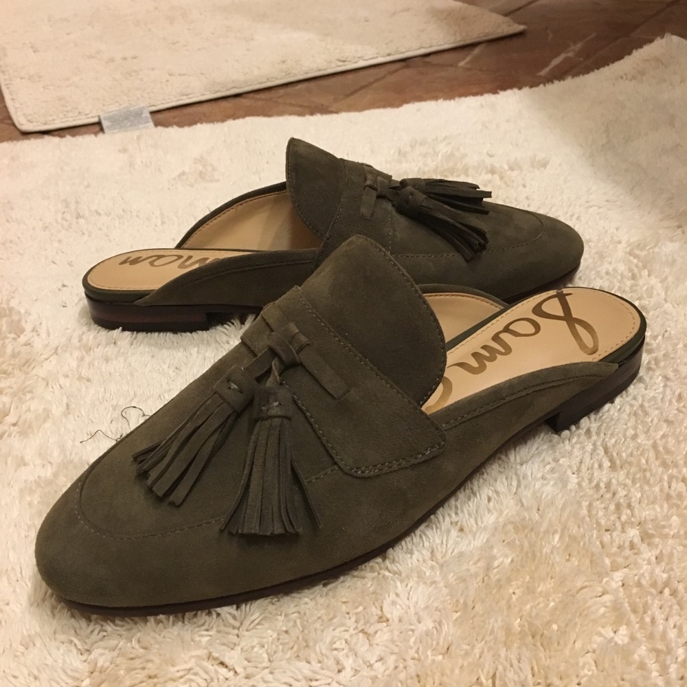 Sam Edelman olive suede shoes. NEVER WORN